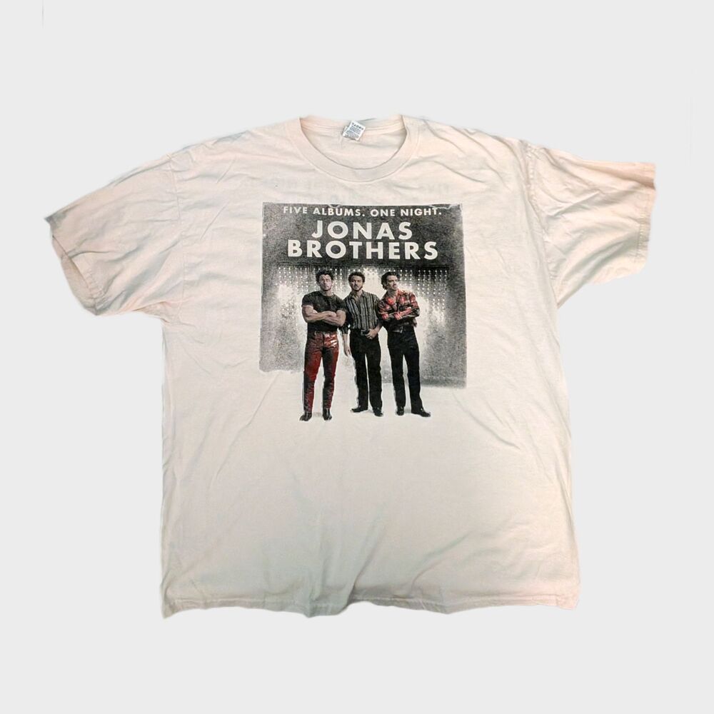 Jonas Brothers Tshirt Five Albums One Night Concert Tour Shirt Unisex XL Band